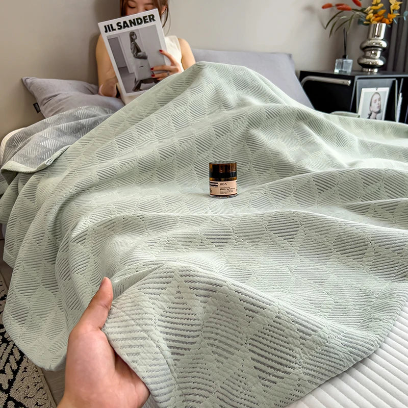 Experience Ultimate Comfort with Our Luxury Cotton Throw Blanket