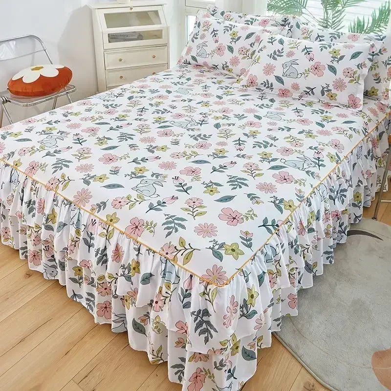 Transform Your Bedroom with Our Floral Bed Skirt Set – Stylish & Protective Bedding