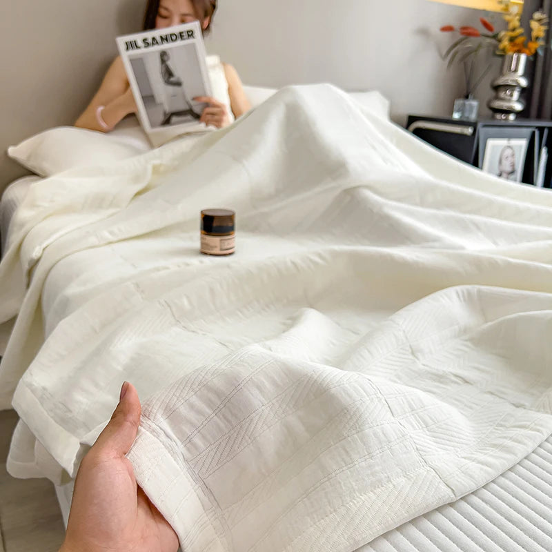Experience Ultimate Comfort with Our Luxury Cotton Throw Blanket