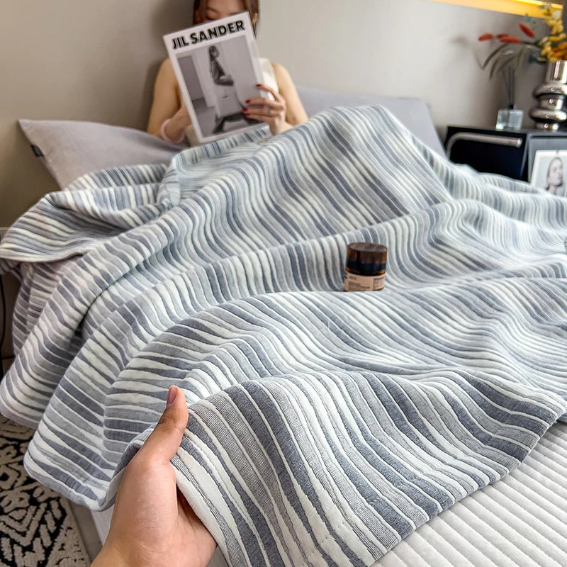 Experience Ultimate Comfort with Our Luxury Cotton Throw Blanket