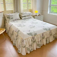 Transform Your Bedroom with Our Floral Bed Skirt Set – Stylish & Protective Bedding