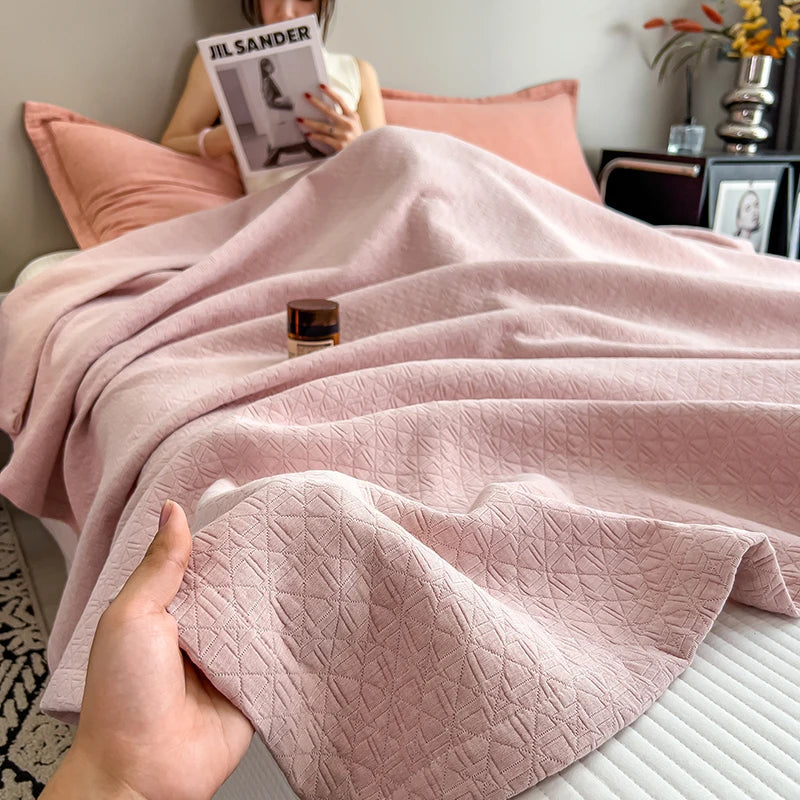 Experience Ultimate Comfort with Our Luxury Cotton Throw Blanket
