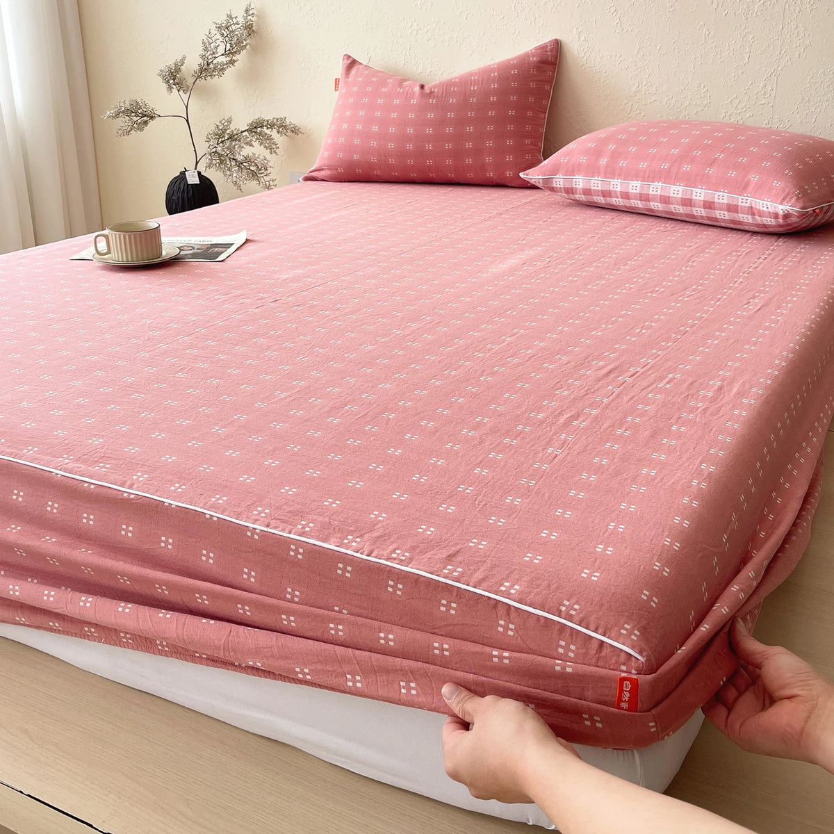 Luxurious Cotton Bed Sheets - Experience Ultimate Comfort with Our Jacquard Fitted Sheets