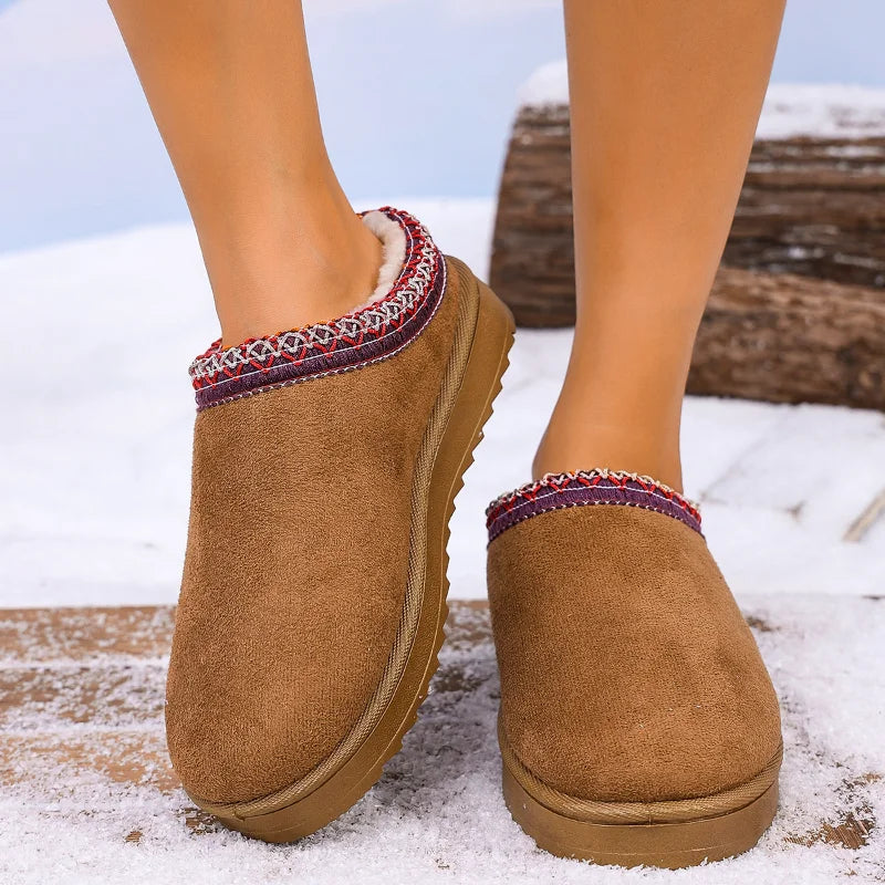 Cozy and Chic Women's Woven Snow Boots for Winter Comfort