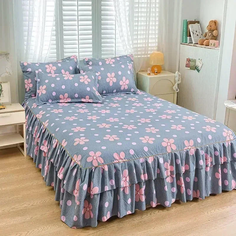 Transform Your Bedroom with Our Floral Bed Skirt Set – Stylish & Protective Bedding