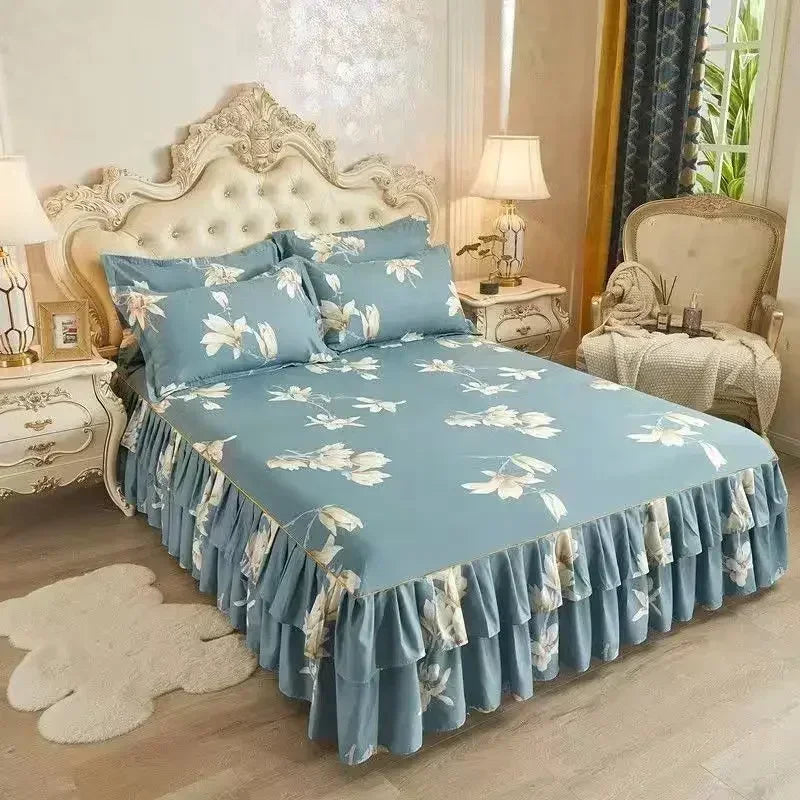 Transform Your Bedroom with Our Floral Bed Skirt Set – Stylish & Protective Bedding