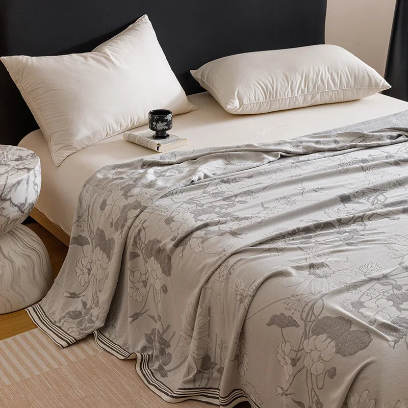 Bamboo Towel Quilt Blanket - Summer Softness for Cozy Comfort