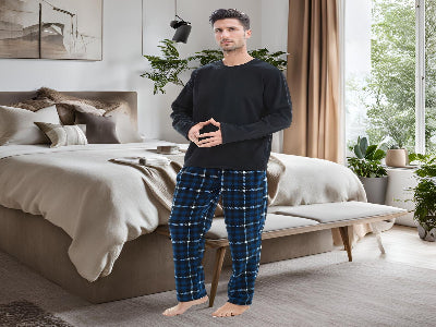 SaneShoppe-Luxury Design Mens Navy Check Fleece PJs - Warm Winter Pyjama Set