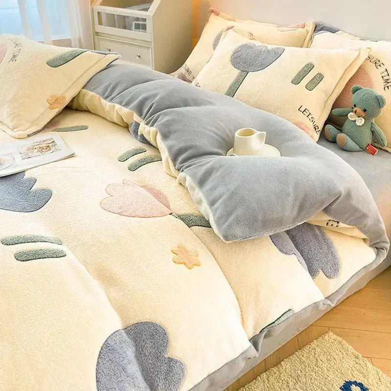 SaneShoppe - Autumn and Winter Snowflake Velvet Single Duvet Cover Thick Flannel Cartoon Printed Quilt Cover Soft Cozy Warm Plush Bedding