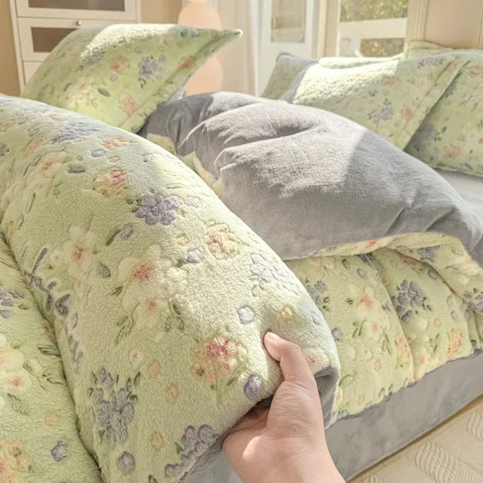 SaneShoppe - Autumn and Winter Snowflake Velvet Single Duvet Cover Thick Flannel Cartoon Printed Quilt Cover Soft Cozy Warm Plush Bedding