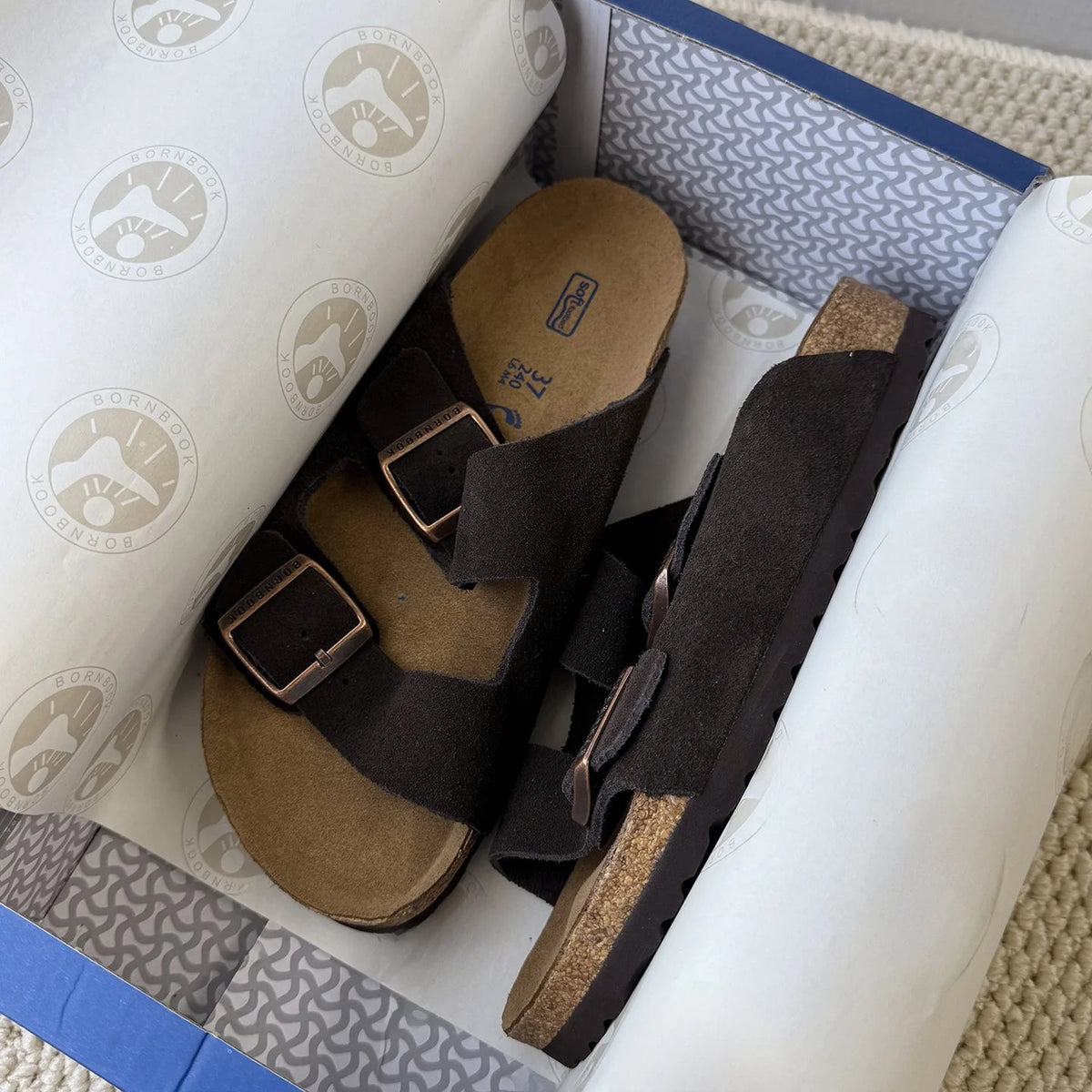 SaneShoppe-Unisex Full Grain Leather Sandals with Cork Sole for Men and Women