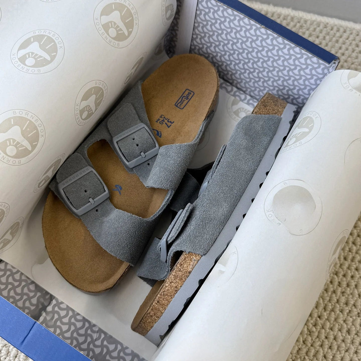 SaneShoppe-Unisex Full Grain Leather Sandals with Cork Sole for Men and Women
