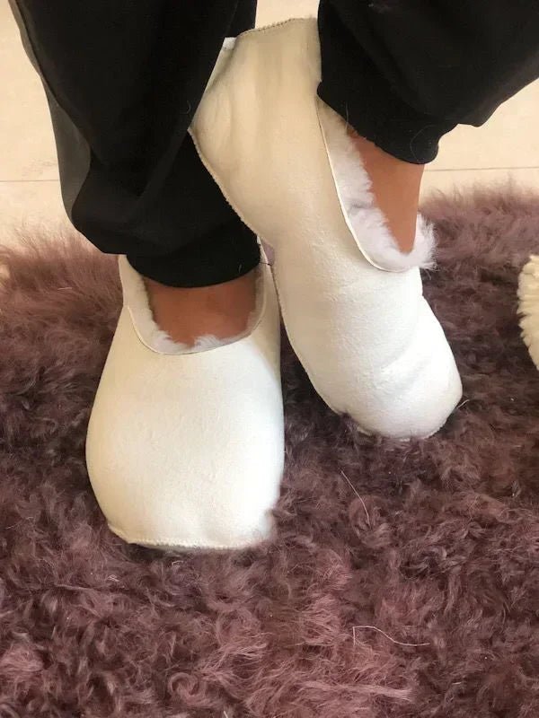 SaneShoppe-Sheepskin Indoor Slippers, Real Leather Barefoot Shoes for Men and Women