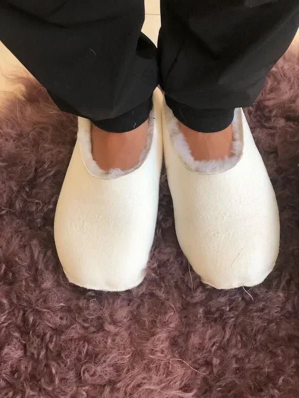 SaneShoppe-Sheepskin Indoor Slippers, Real Leather Barefoot Shoes for Men and Women