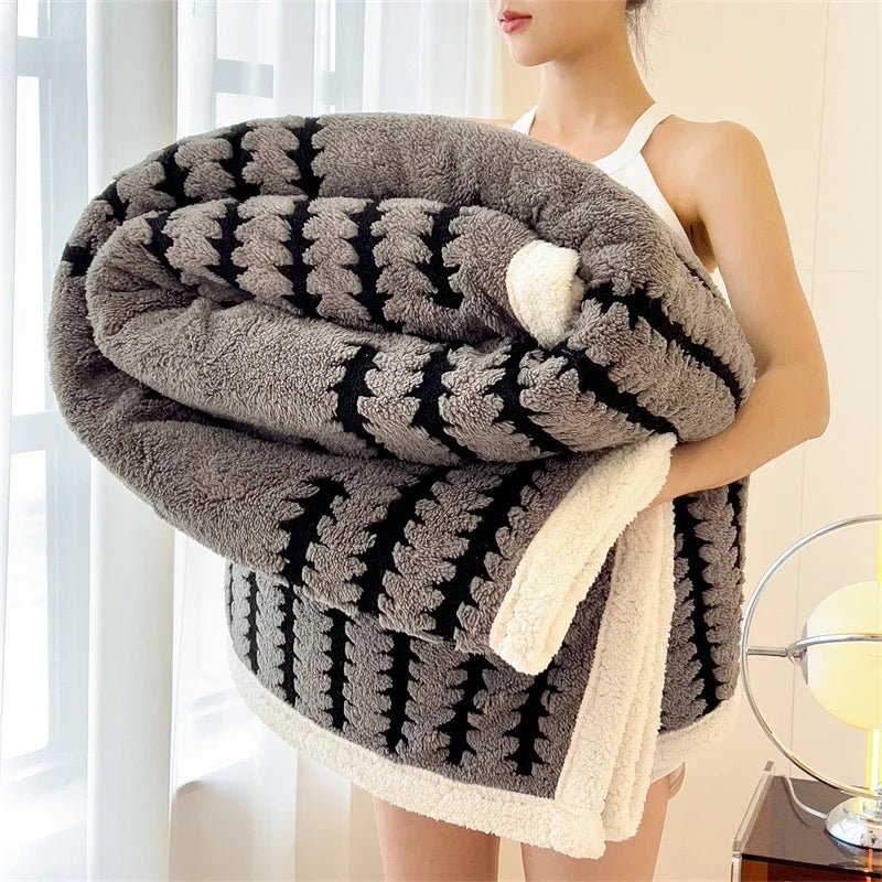 SaneShoppe - Super Thick and Warm Flannel Blanket Super Soft Fluffy Queen Size Bed Blanket Cozy Skin - friendly Multifunctional Nap Blanket