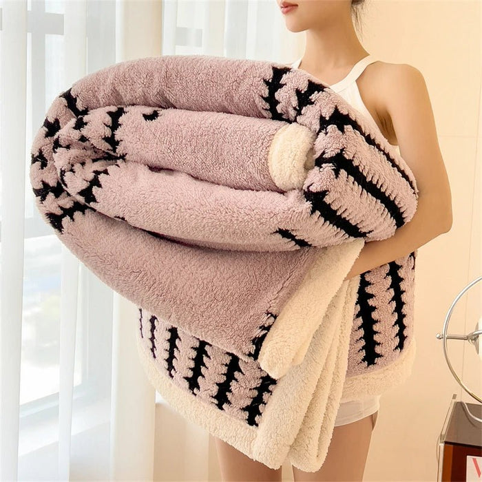 SaneShoppe - Super Thick and Warm Flannel Blanket Super Soft Fluffy Queen Size Bed Blanket Cozy Skin - friendly Multifunctional Nap Blanket