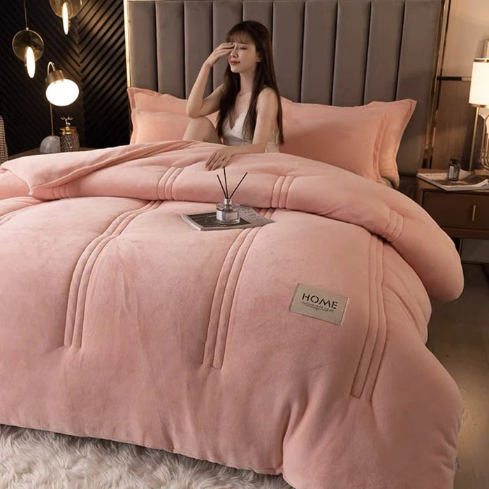 SaneShoppe-Double-Faced Velvet Winter Comforter - Super Warm Luxury Quilt